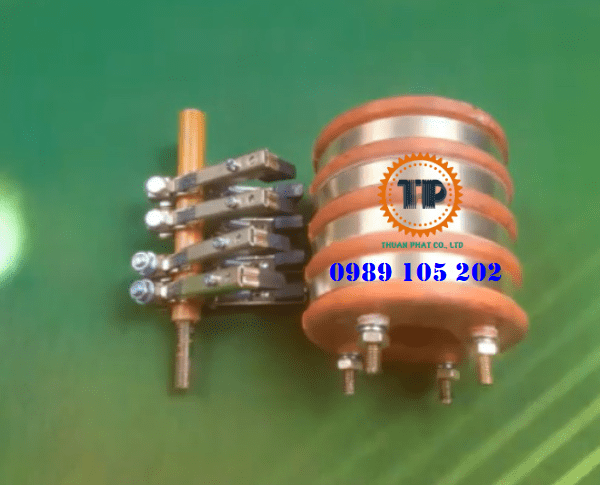 Cổ góp điện rãnh âm Cổ góp điện rãnh âm