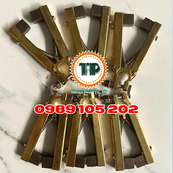 Giá đỡ chổi than cổ góp Giá đỡ chổi than cổ góp