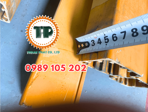 Hệ ray điện hộp kín hoàn chỉnh gồm những gì? Hệ ray điện hộp kín hoàn chỉnh gồm những gì?