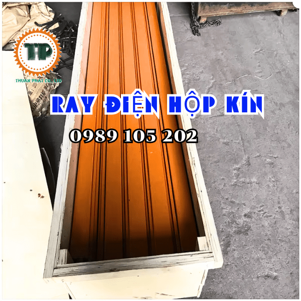 Hệ ray điện hộp kín hoàn chỉnh gồm những gì? Hệ ray điện hộp kín hoàn chỉnh gồm những gì?