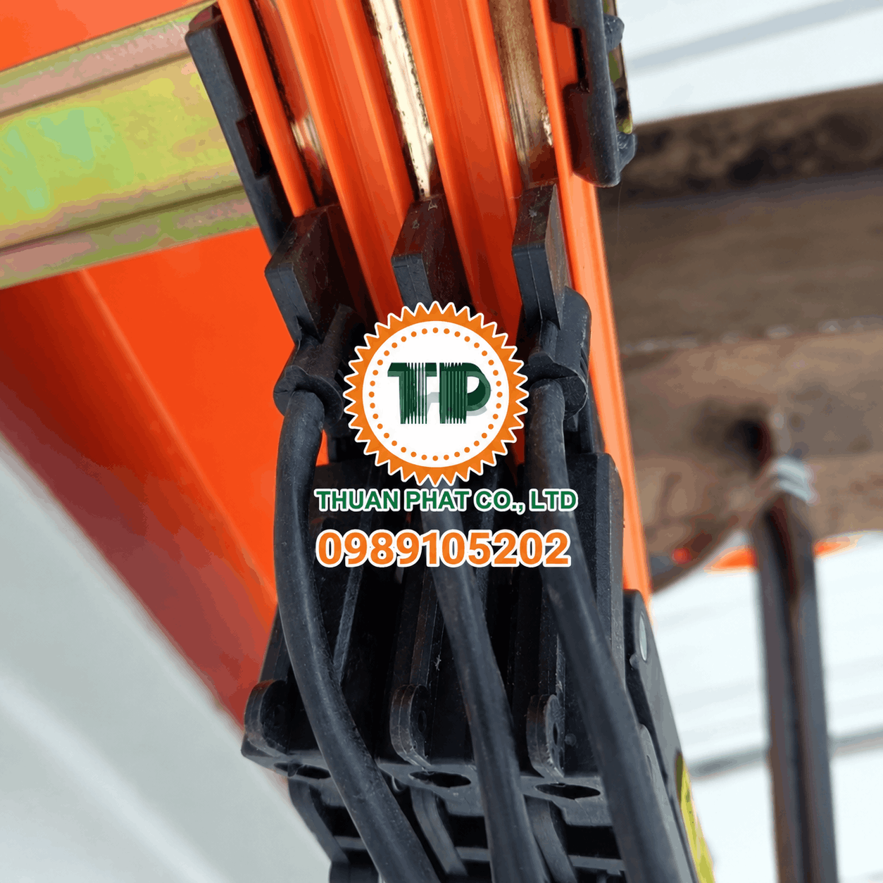 Ray điện an toàn 3P – 3 pha – 3 rãnh đồng Ray điện an toàn 3P – 3 pha – 3 rãnh đồng