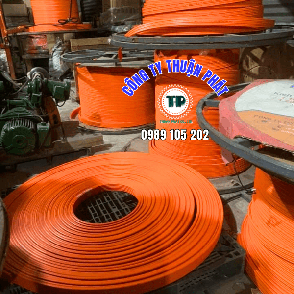 Ray điện an toàn cầu trục 4P-50A Ray điện an toàn cầu trục 4P-50A