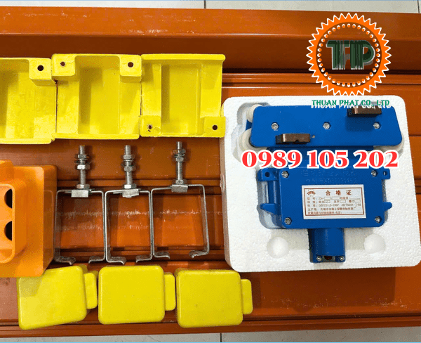 Ray điện hộp kín Ray điện hộp kín