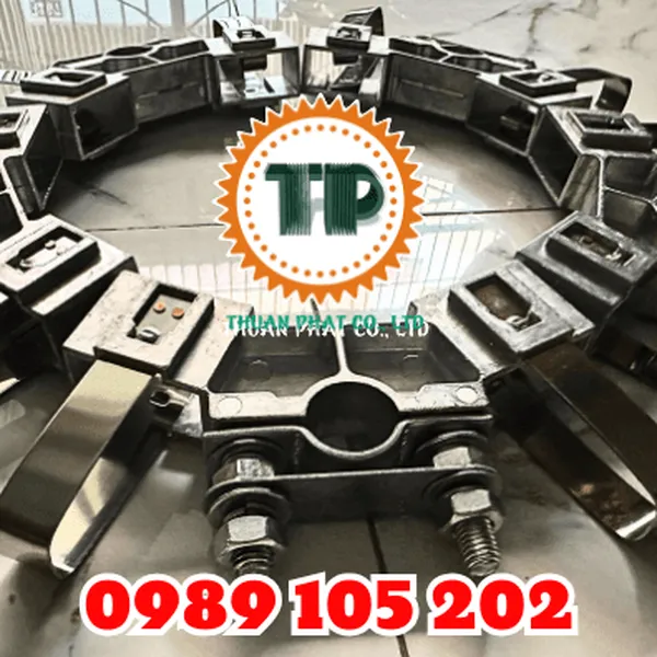 Giá đỡ chổi than cổ góp