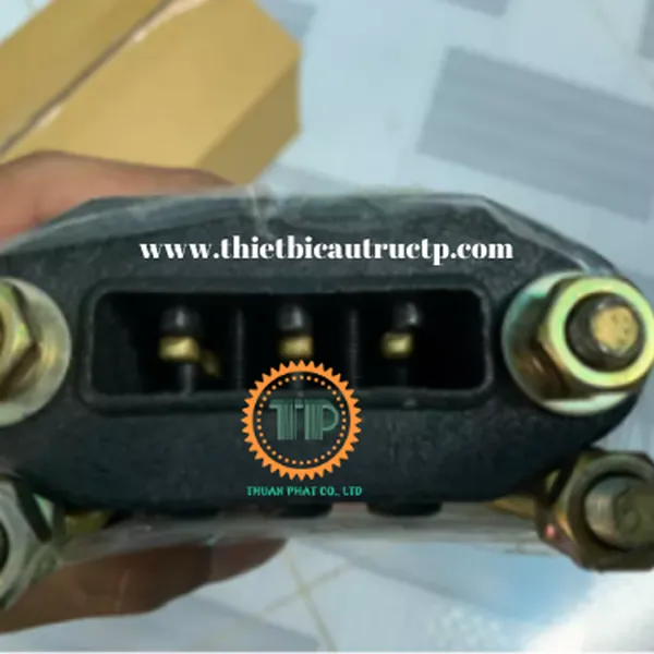 Căng ray điện 3P, 4P, 6P