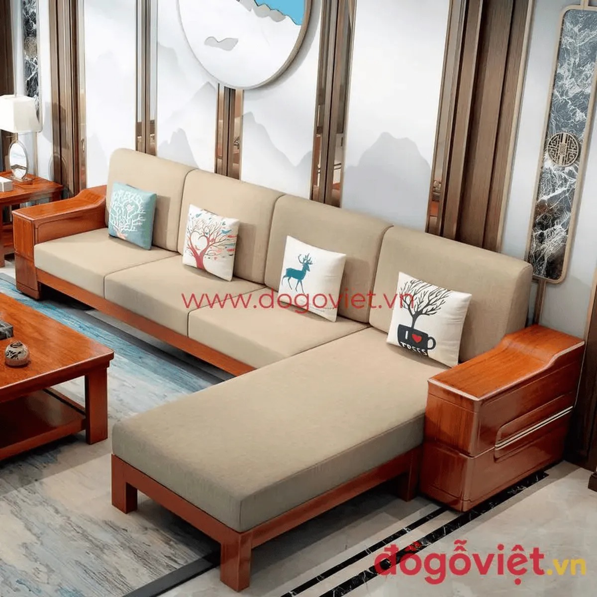 B&agrave;n ghế sofa gỗ g&otilde; đỏ c&oacute; n&ecirc;n mua? Gợi &yacute; top mẫu đẹp cho ph&ograve;ng kh&aacute;ch