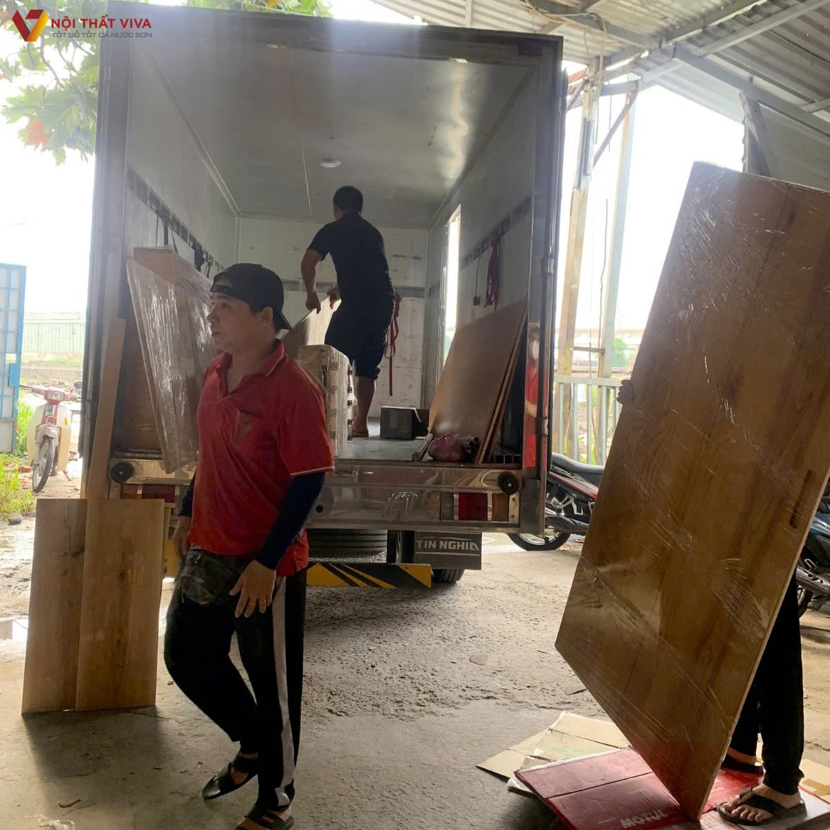 Mẹo thi công mặt bậc cầu thang gỗ chính xác và nhanh chóng Mẹo thi công mặt bậc cầu thang gỗ chính xác và nhanh chóng