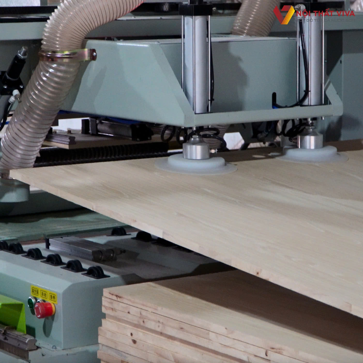 Vách ngăn CNC hiện đại giá bao nhiêu 1m2? Top 19 mẫu đẹp xu hướng  Vách ngăn CNC hiện đại giá bao nhiêu 1m2? Top 19 mẫu đẹp xu hướng