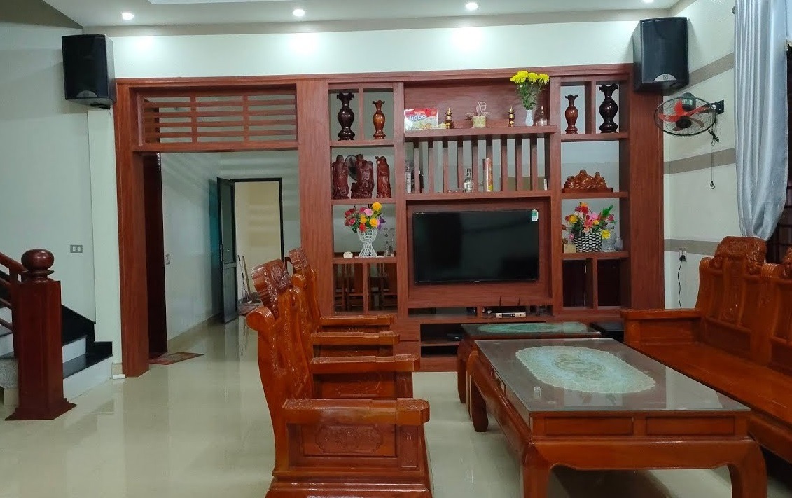 40+ Mẫu v&aacute;ch tivi ph&ograve;ng kh&aacute;ch hiện đại v&agrave; b&iacute; quyết chọn chuẩn gu