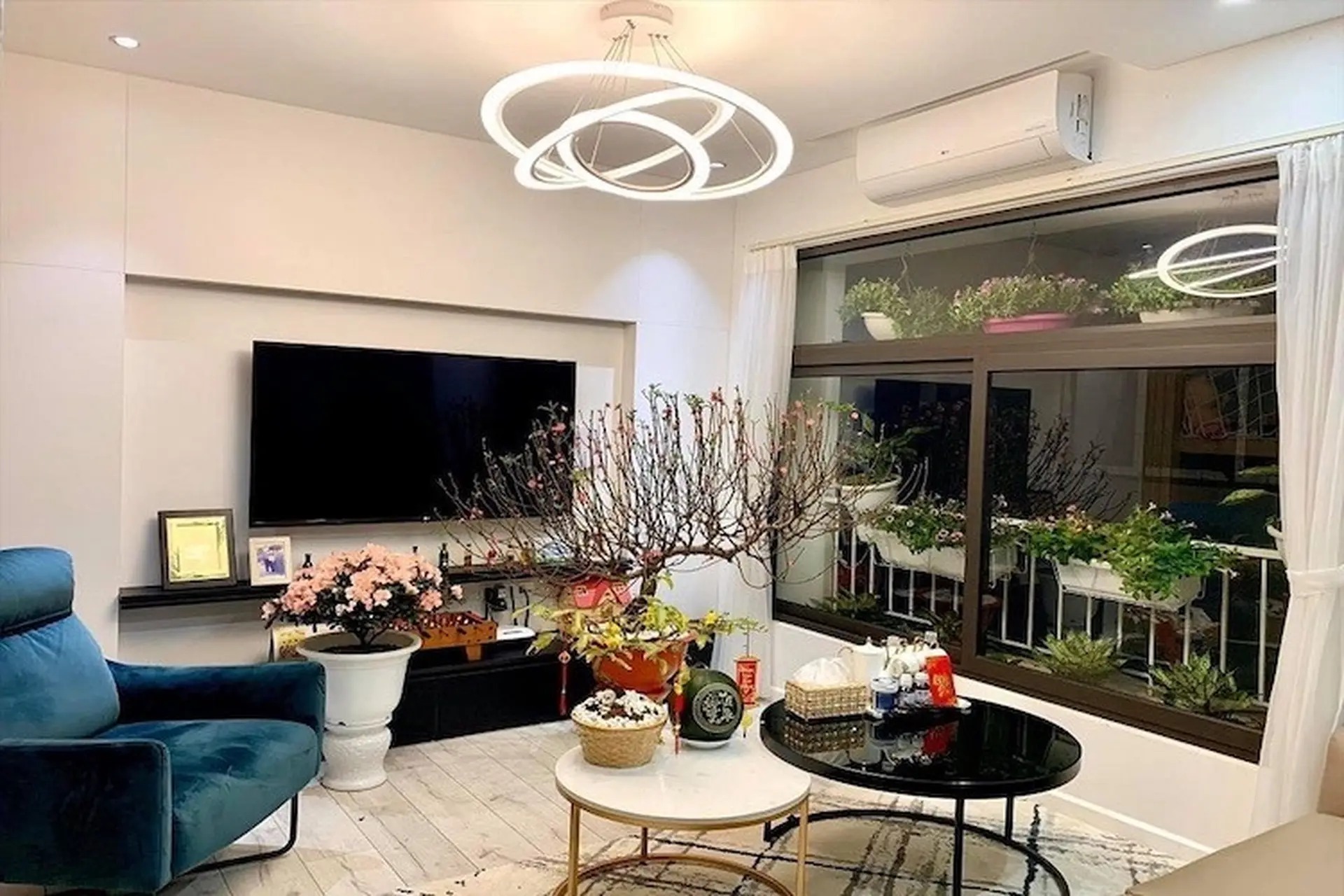 Bí quyết trang trí Tết cho nhà nhỏ, chung cư đơn giản, tiết kiệm Bí quyết trang trí Tết cho nhà nhỏ, chung cư đơn giản, tiết kiệm