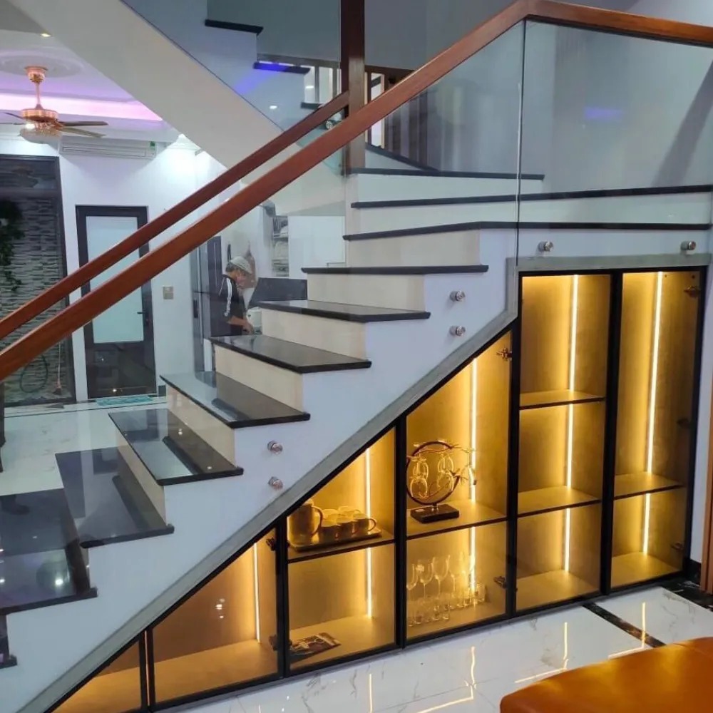 Cách thiết kế tủ rượu chân cầu thang đẹp, hiện đại và tiết kiệm diện tích  Cách thiết kế tủ rượu chân cầu thang đẹp, hiện đại và tiết kiệm diện tích
