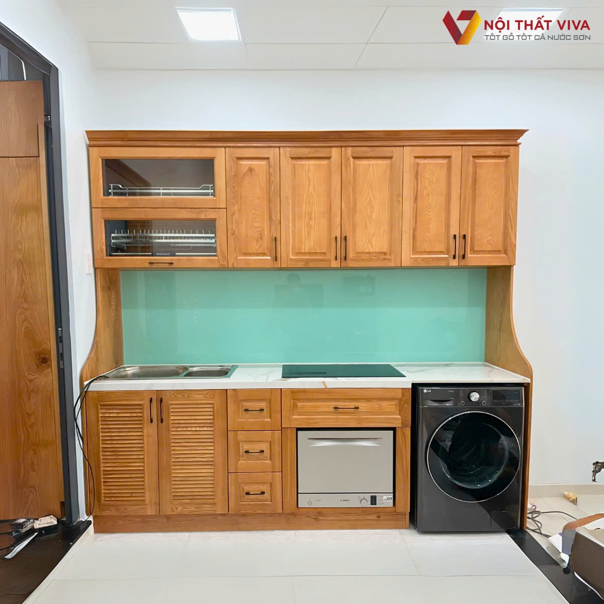 Có nên chọn tủ bếp gỗ sồi? Ưu nhược điểm chi tiết và gợi ý mẫu đẹp 2025 Có nên chọn tủ bếp gỗ sồi? Ưu nhược điểm chi tiết và gợi ý mẫu đẹp 2025