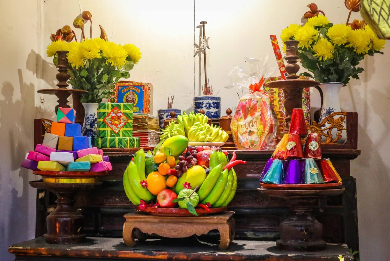 C&oacute; n&ecirc;n lập b&agrave;n thờ nội ngoại chung kh&ocirc;ng? Những điều gia chủ cần biết