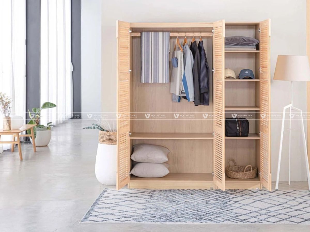 Có nên mua tủ quần áo gỗ cao su? Ưu điểm & kinh nghiệm chọn mua