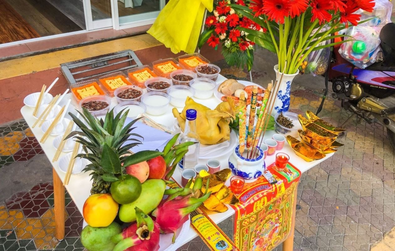 Cúng khai trương đầu năm Bính Ngọ 2026 gồm những gì? Cách chọn người hợp tuổi Cúng khai trương đầu năm Bính Ngọ 2026 gồm những gì? Cách chọn người hợp tuổi