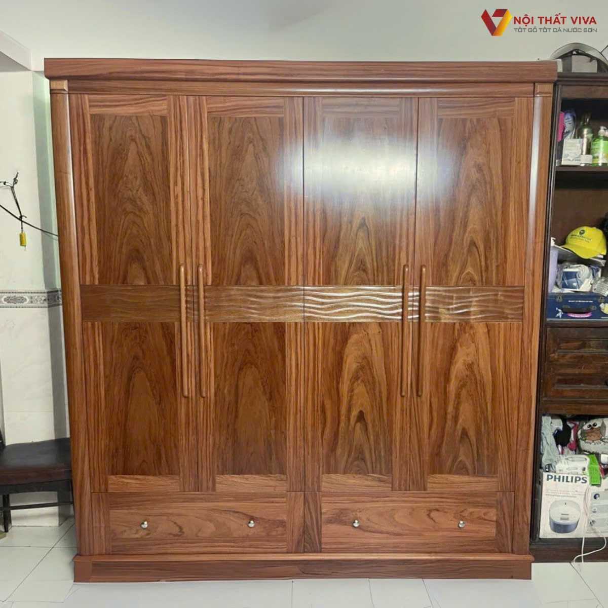 Giá tủ quần áo gỗ tự nhiên bao nhiêu? Báo giá theo mẫu & kích thước