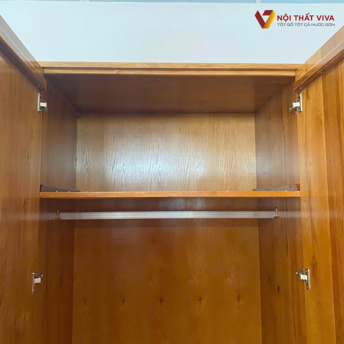 Giá tủ quần áo gỗ tự nhiên bao nhiêu? Báo giá theo mẫu & kích thước