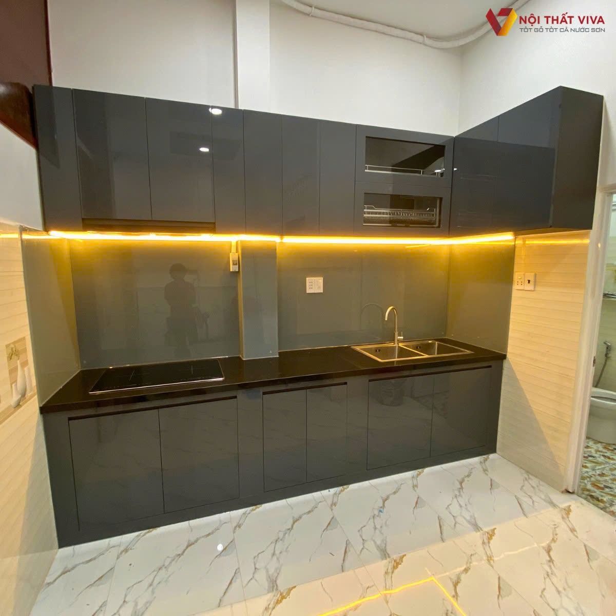 Kinh nghiệm chọn tủ bếp nhựa cao cấp: đẹp sang, bền bỉ, giá tốt nhất 