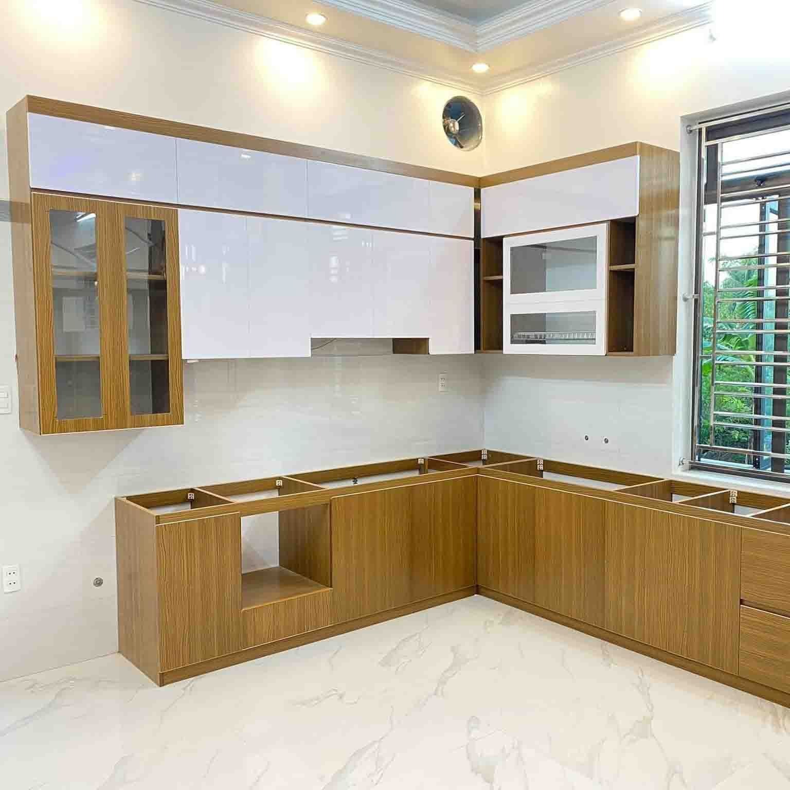 Kinh nghiệm chọn tủ bếp nhựa cao cấp: đẹp sang, bền bỉ, giá tốt nhất 
