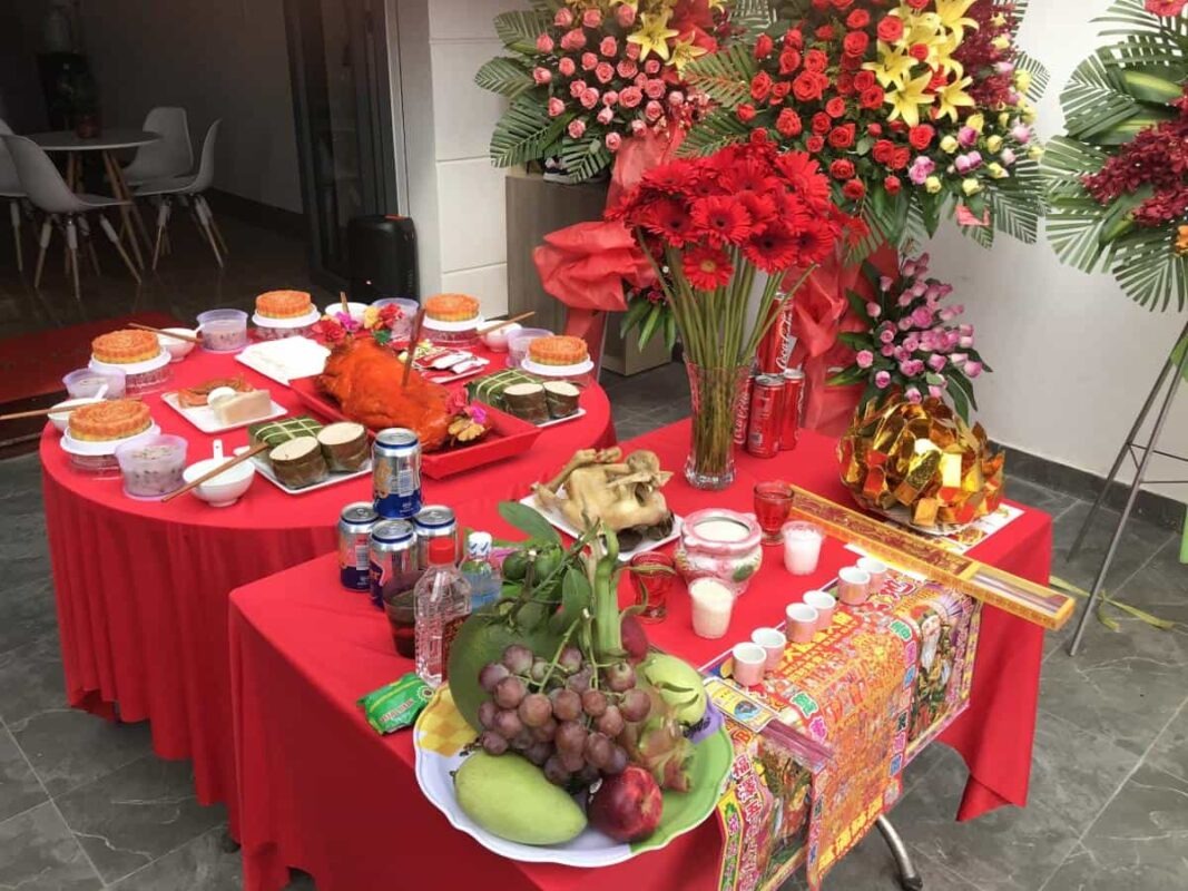 Kinh nghiệm chuẩn bị m&acirc;m c&uacute;ng khai trương đầu năm gi&uacute;p l&agrave;m ăn ph&aacute;t đạt