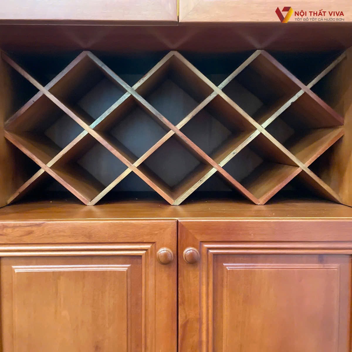  Mẫu tủ rượu bằng gỗ tự nhi&ecirc;n đẹp mắt, b&aacute;o gi&aacute; & thiết kế theo y&ecirc;u cầu