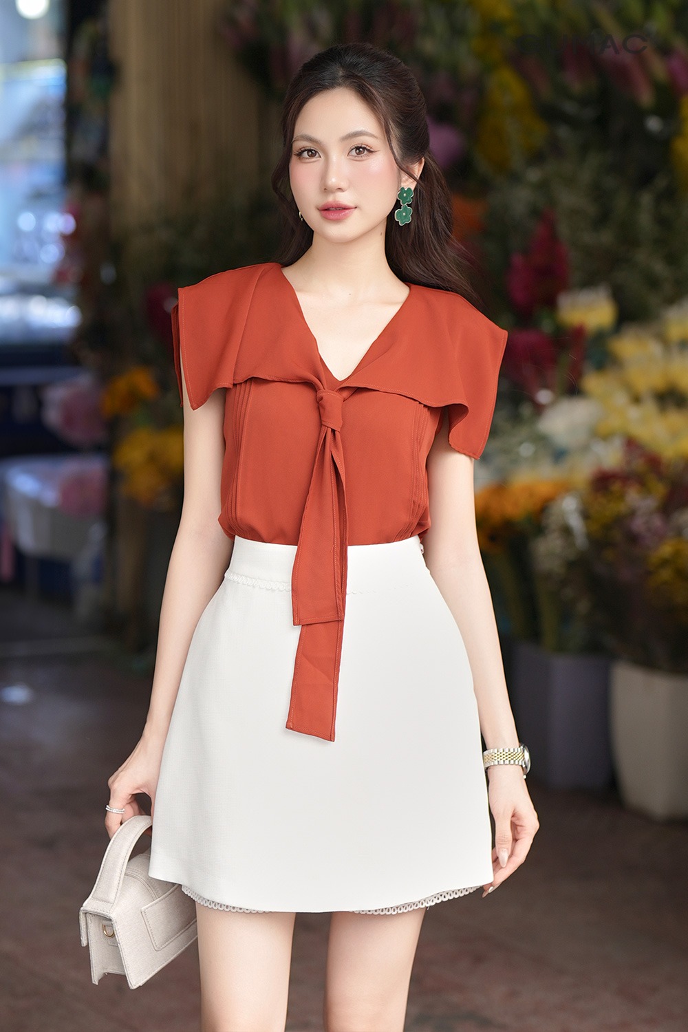 M&ugrave;ng 1 mặc m&agrave;u g&igrave; để cả th&aacute;ng may mắn, thu h&uacute;t t&agrave;i lộc? 