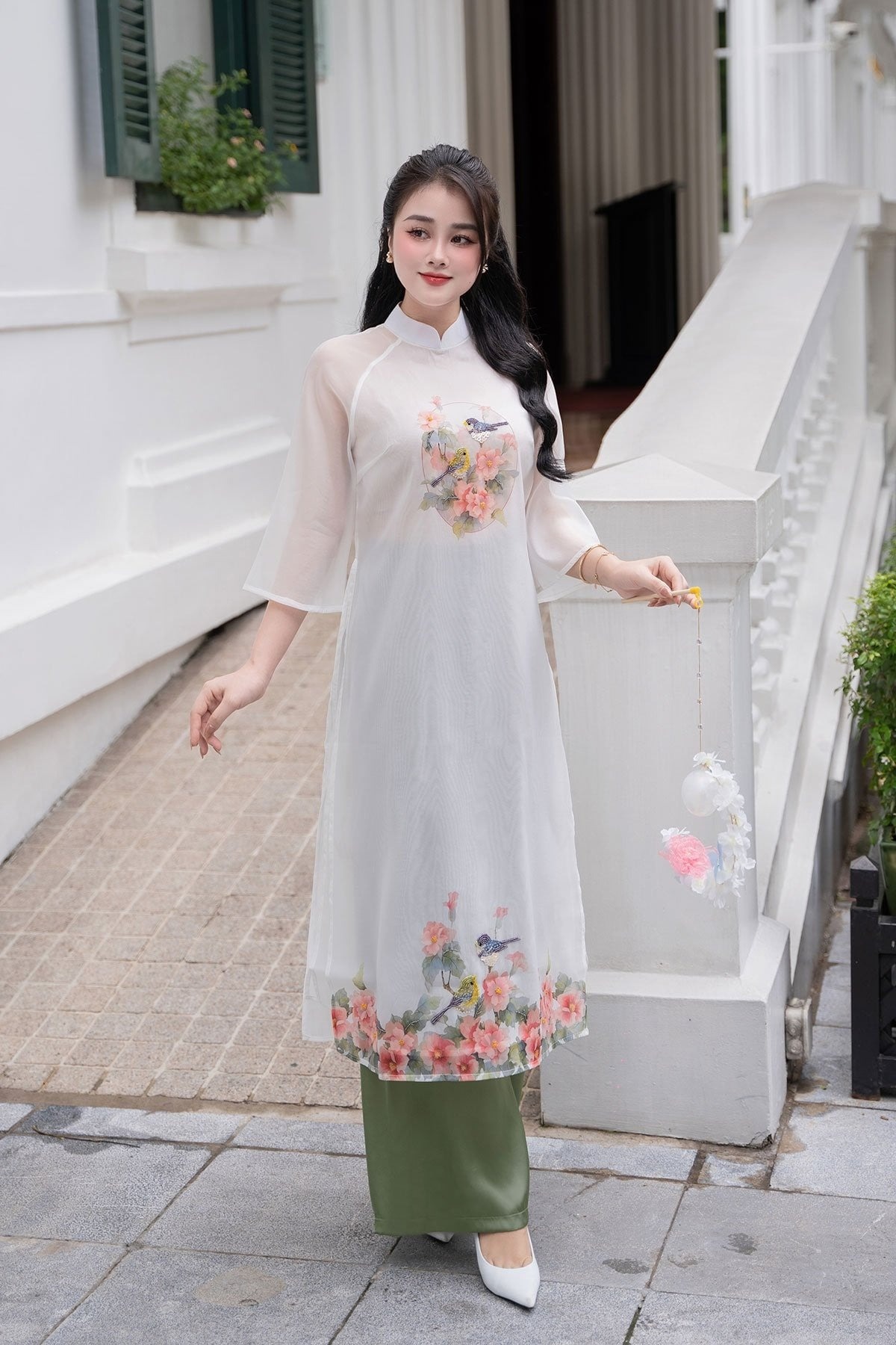 M&ugrave;ng 1 mặc m&agrave;u g&igrave; để cả th&aacute;ng may mắn, thu h&uacute;t t&agrave;i lộc? 