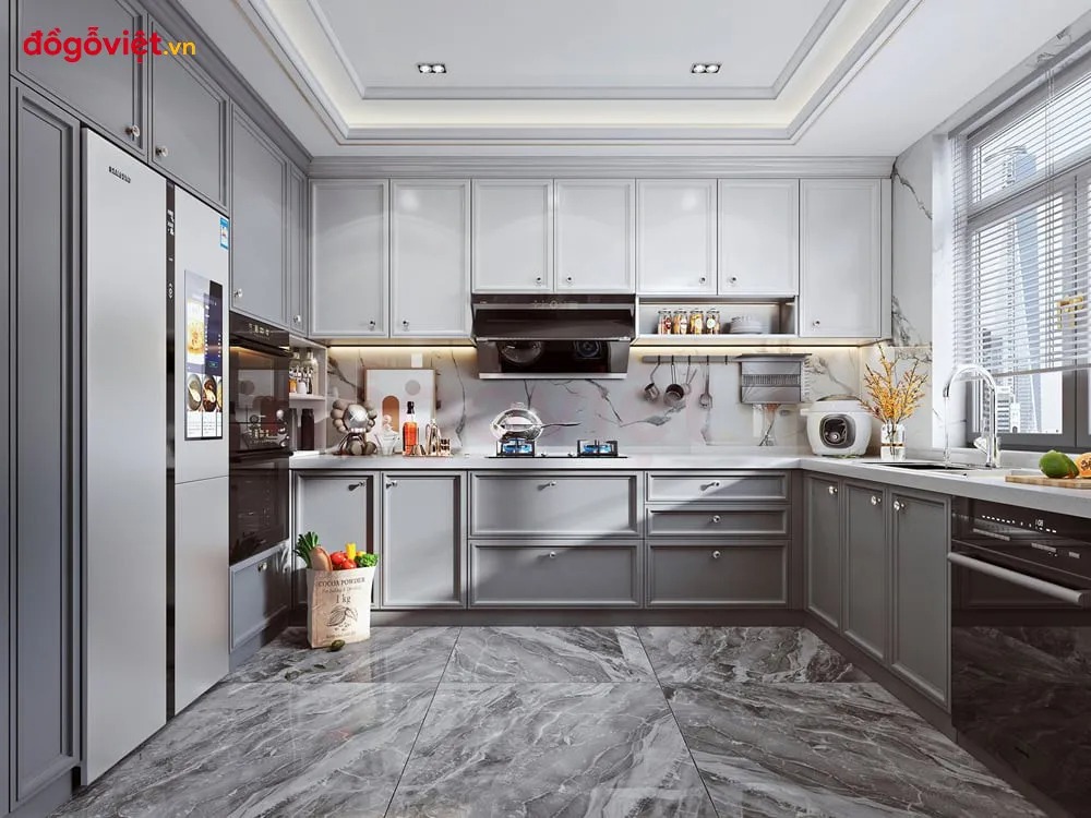 So sánh tủ bếp đóng sẵn và thiết kế riêng: Ưu, nhược điểm cần biết So sánh tủ bếp đóng sẵn và thiết kế riêng: Ưu, nhược điểm cần biết