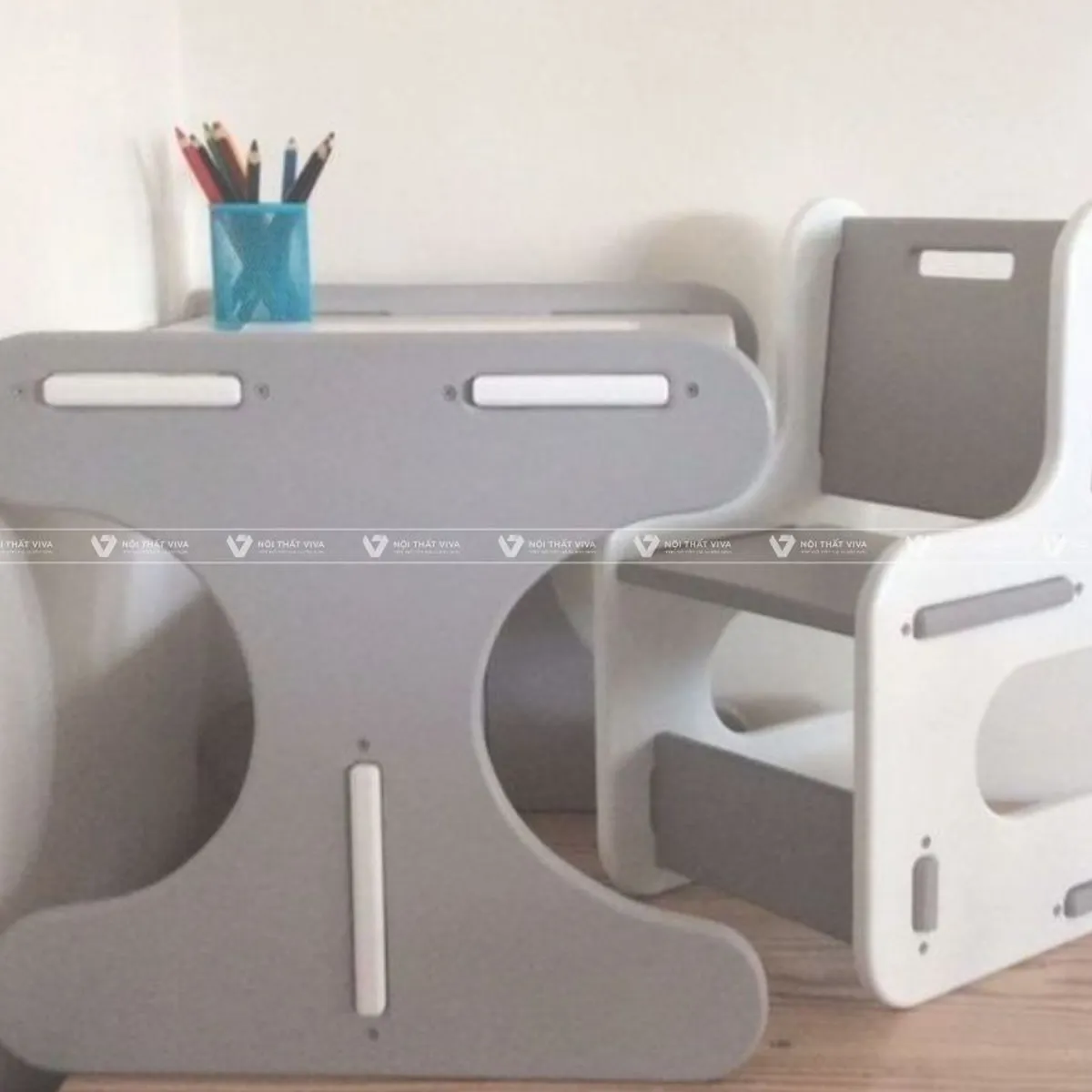 15+ mẫu bàn học cho bé 3 tuổi hiện đại, siêu đẹp và tiện lợi cho bé 15+ mẫu bàn học cho bé 3 tuổi hiện đại, siêu đẹp và tiện lợi cho bé