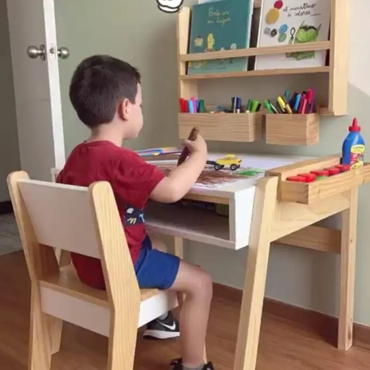 15+ mẫu bàn học cho bé 3 tuổi hiện đại, siêu đẹp và tiện lợi cho bé 15+ mẫu bàn học cho bé 3 tuổi hiện đại, siêu đẹp và tiện lợi cho bé