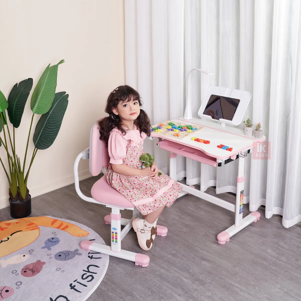 15+ mẫu bàn học cho bé 3 tuổi hiện đại, siêu đẹp và tiện lợi cho bé 15+ mẫu bàn học cho bé 3 tuổi hiện đại, siêu đẹp và tiện lợi cho bé