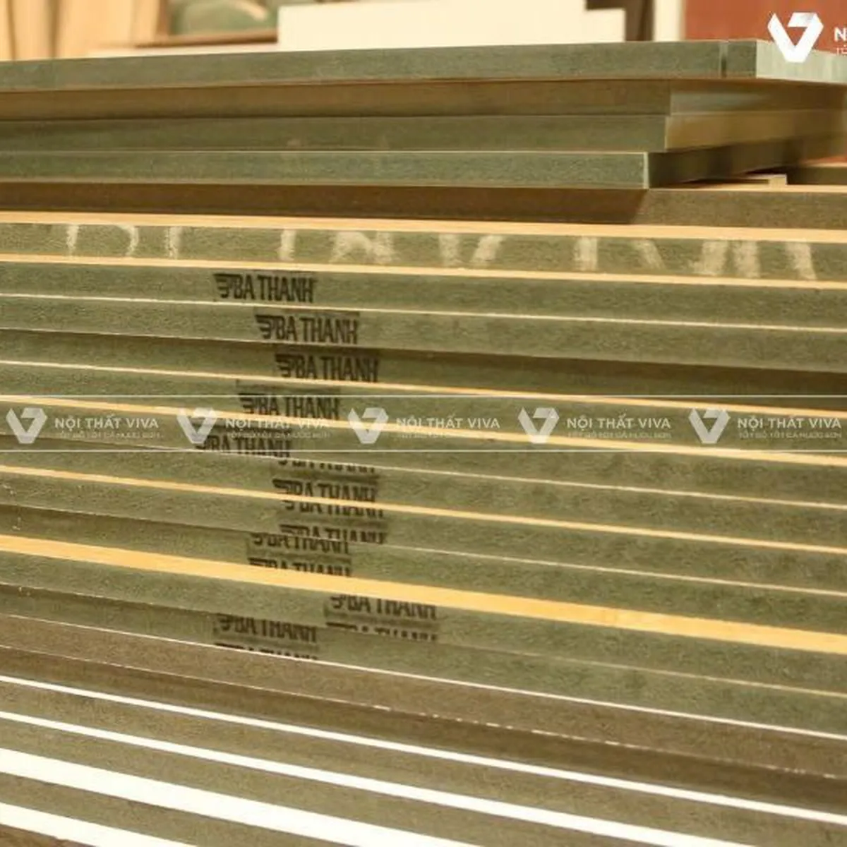 Ngỡ ngàng với 18+ mẫu kệ cầu thang gỗ công nghiệp đẹp xuất sắc Ngỡ ngàng với 18+ mẫu kệ cầu thang gỗ công nghiệp đẹp xuất sắc