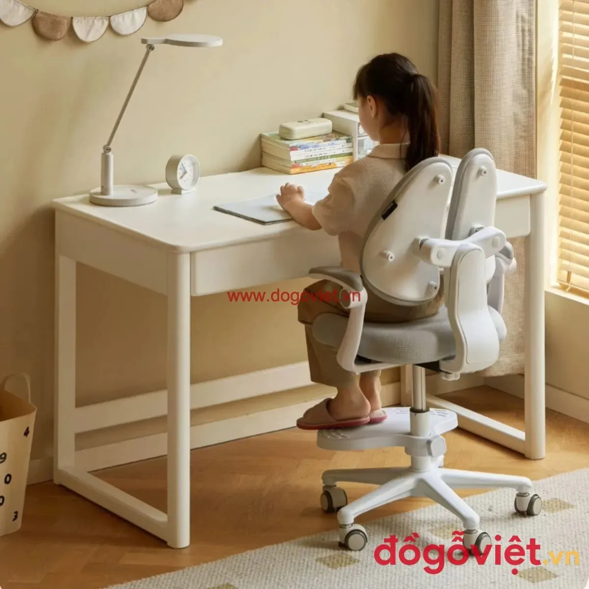 Bàn học sinh giá rẻ có tốt không? Những lưu ý khi chọn mua cho bé Bàn học sinh giá rẻ có tốt không? Những lưu ý khi chọn mua cho bé