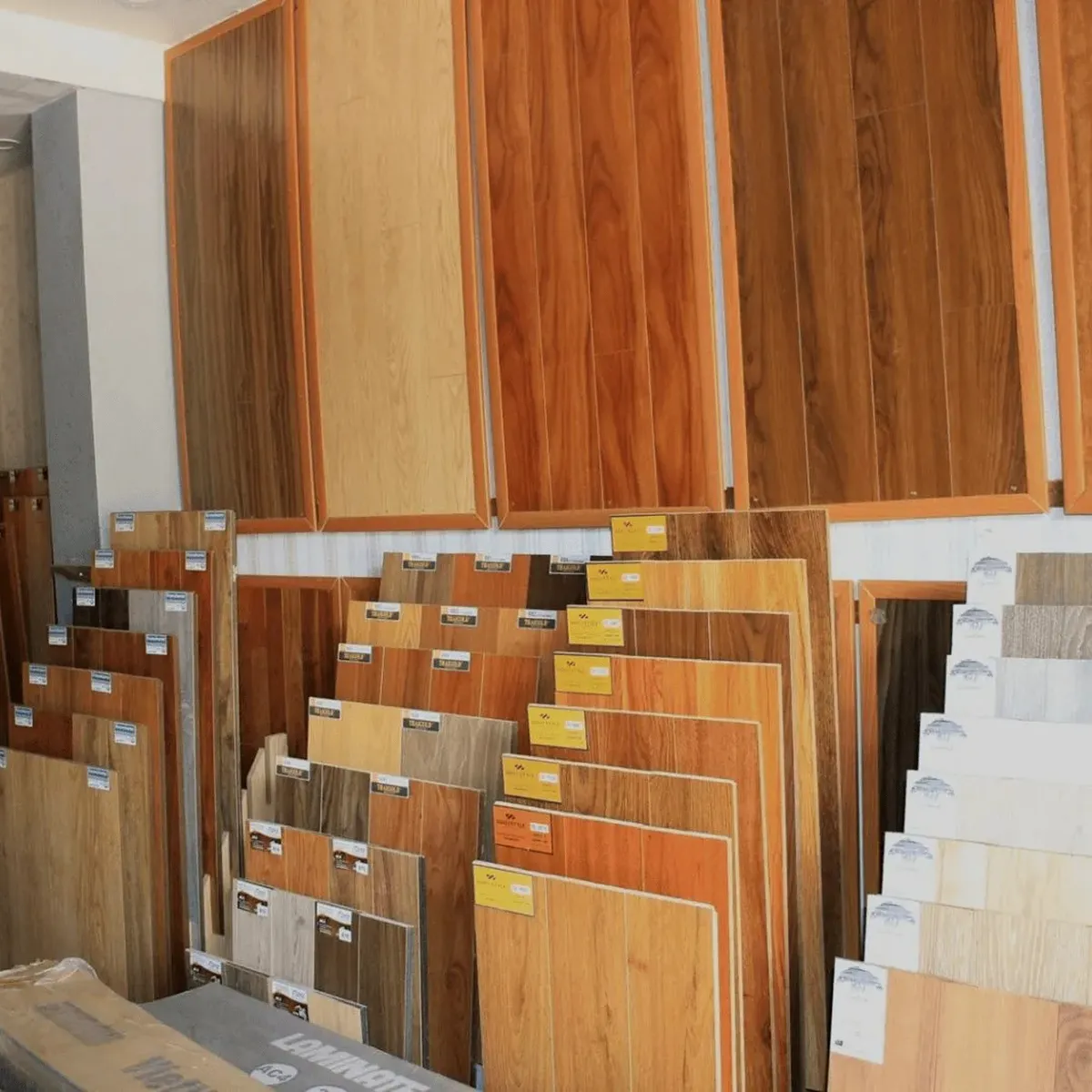 Lót sàn gỗ công nghiệp bao nhiêu tiền 1m2? Loại sàn gỗ nào tốt nhất? Lót sàn gỗ công nghiệp bao nhiêu tiền 1m2? Loại sàn gỗ nào tốt nhất?