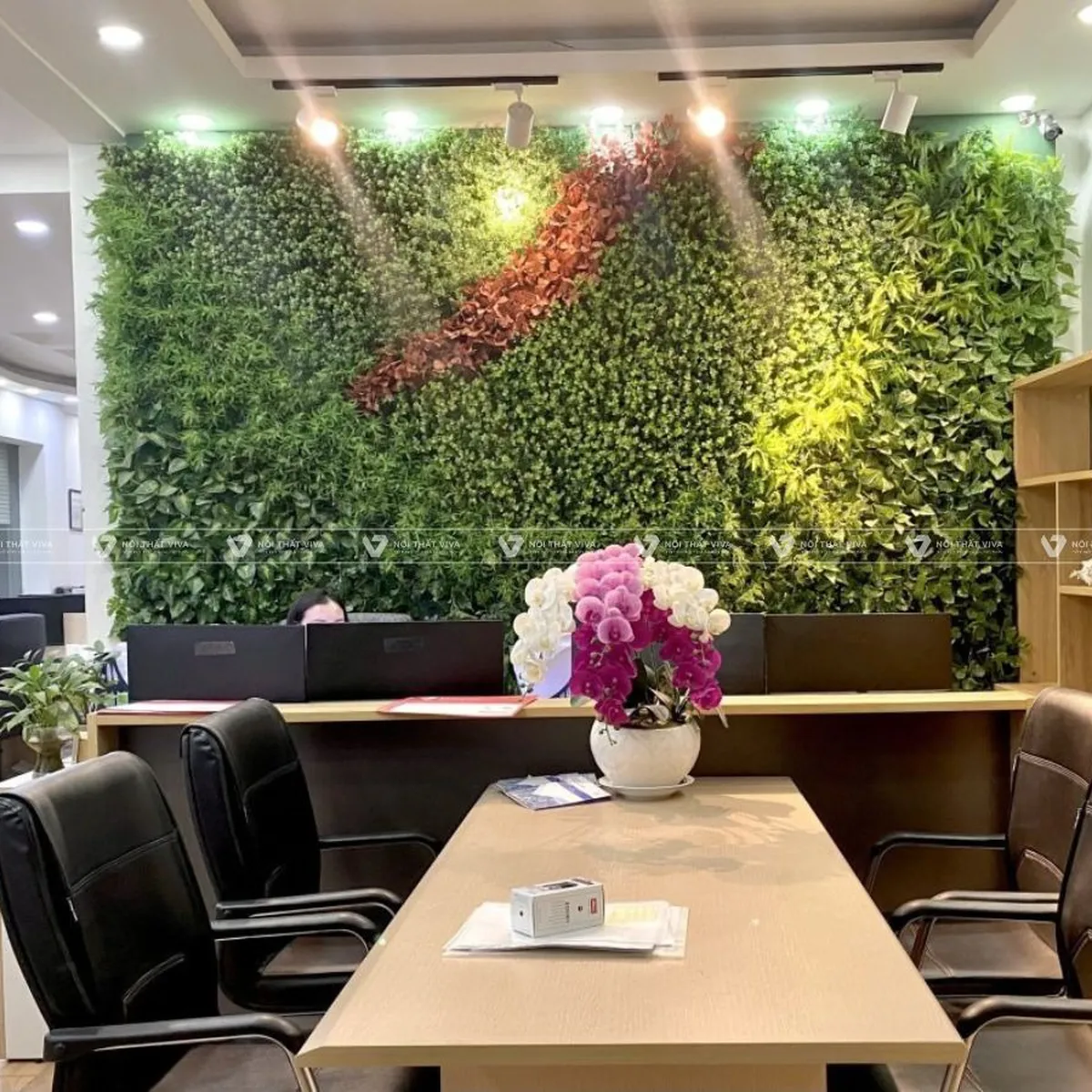 Những lưu ý cần biết để đặt bàn lễ tân hợp phong thủy, thu hút tài lộc Những lưu ý cần biết để đặt bàn lễ tân hợp phong thủy, thu hút tài lộc