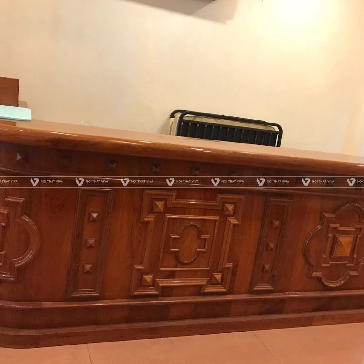 Những lưu ý cần biết để đặt bàn lễ tân hợp phong thủy, thu hút tài lộc Những lưu ý cần biết để đặt bàn lễ tân hợp phong thủy, thu hút tài lộc