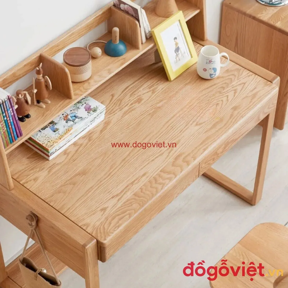 Top 5+ mẫu bàn học gỗ tự nhiên bền đẹp và đáng mua nhất  Top 5+ mẫu bàn học gỗ tự nhiên bền đẹp và đáng mua nhất