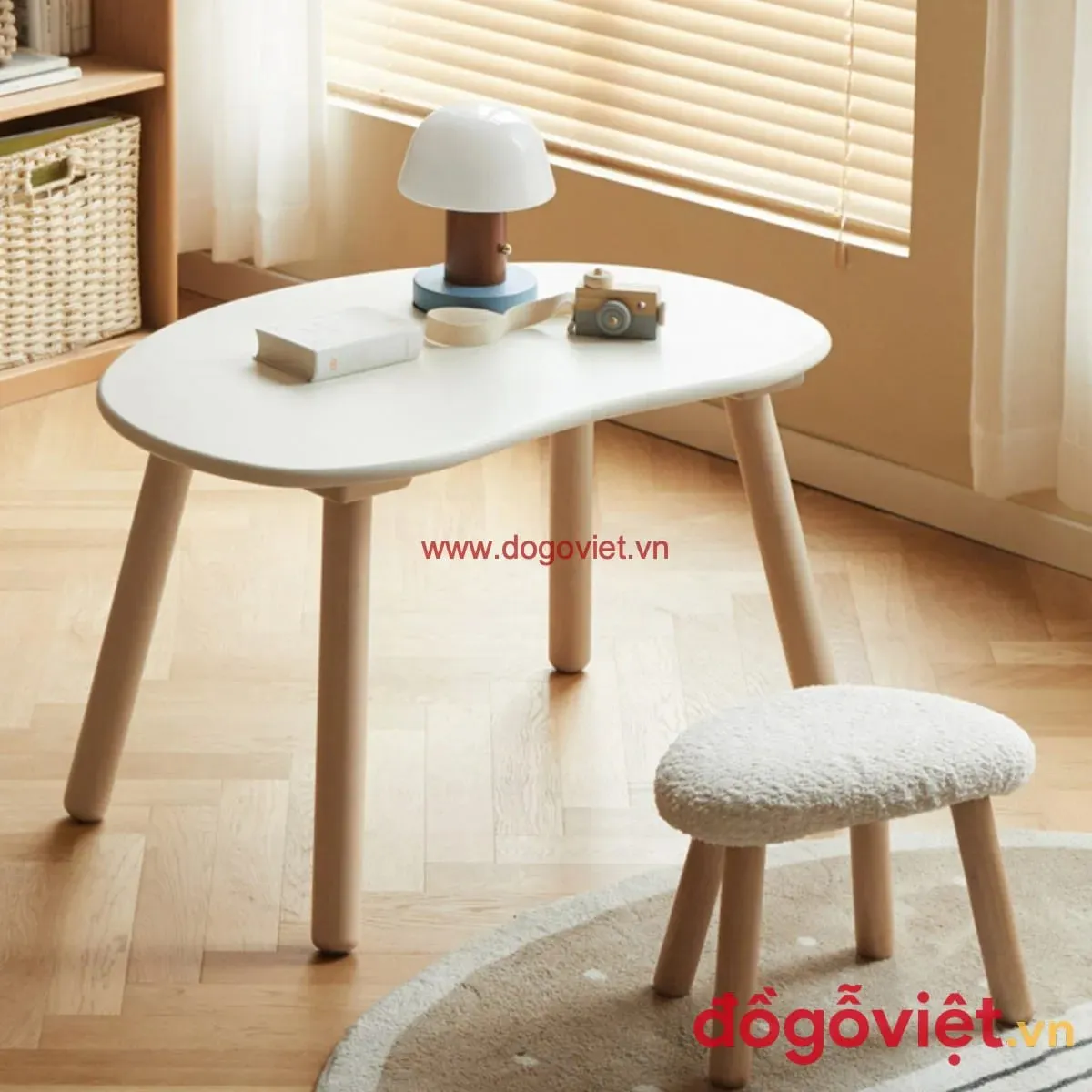 Top 5+ mẫu bàn học gỗ tự nhiên bền đẹp và đáng mua nhất  Top 5+ mẫu bàn học gỗ tự nhiên bền đẹp và đáng mua nhất