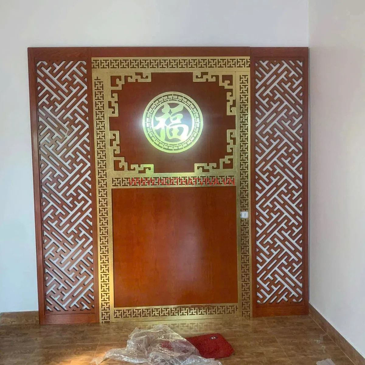 Vách Ngăn Phòng Thờ Vách Ngăn Phòng Thờ