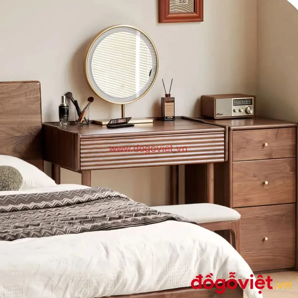 B&agrave;n Trang Điểm Gỗ Tự Nhi&ecirc;n