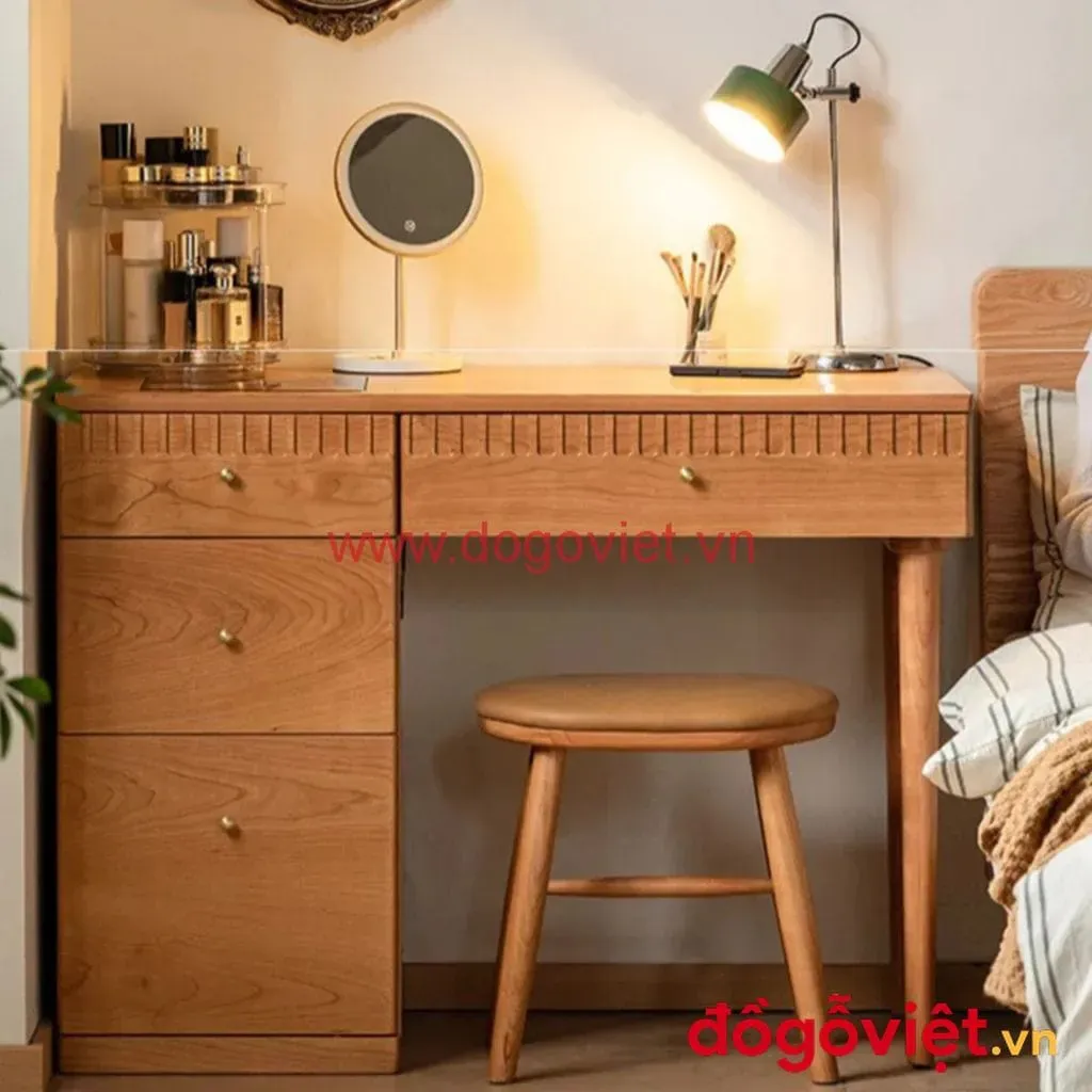 B&agrave;n Trang Điểm Gỗ Tự Nhi&ecirc;n