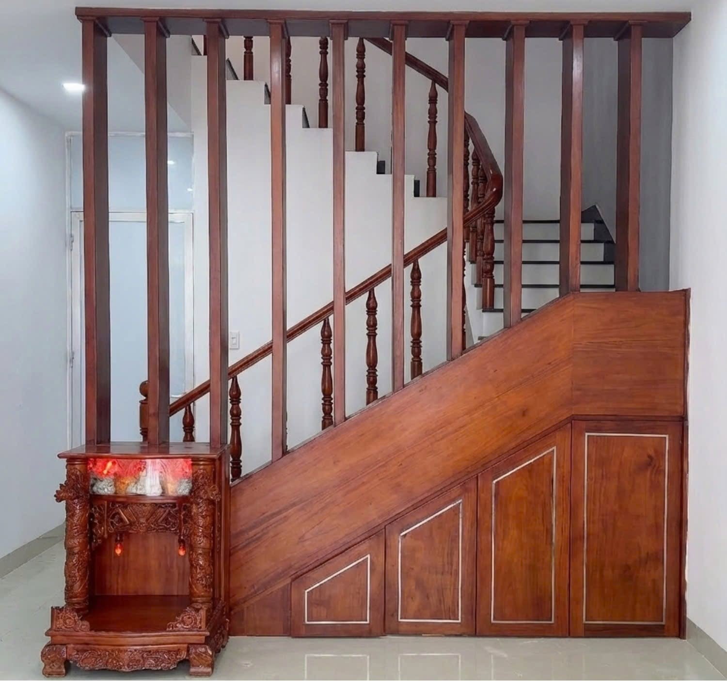  Lam cầu thang gỗ tạo được sự chắc chắn v&agrave; an to&agrave;n