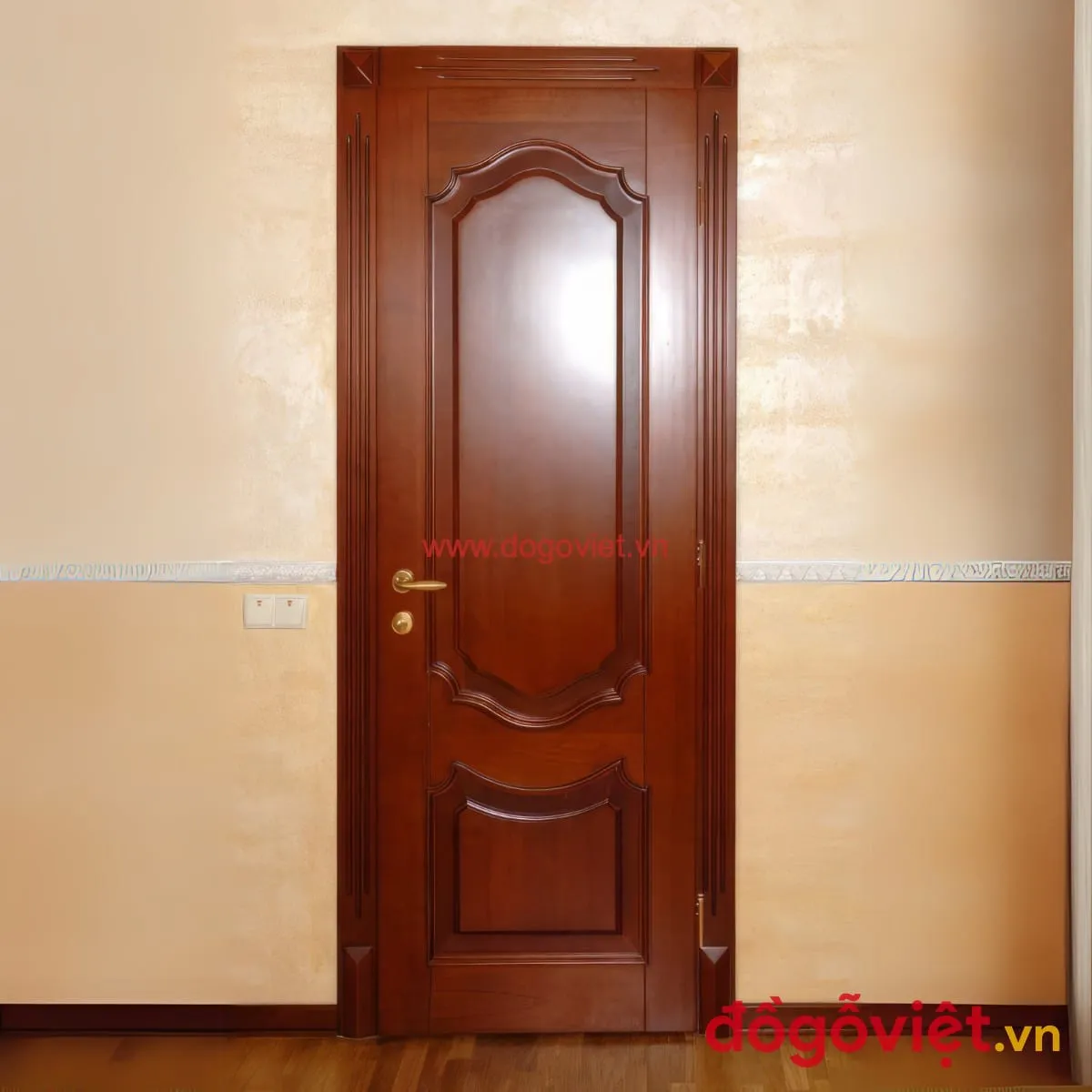 Cửa Gỗ Căm Xe