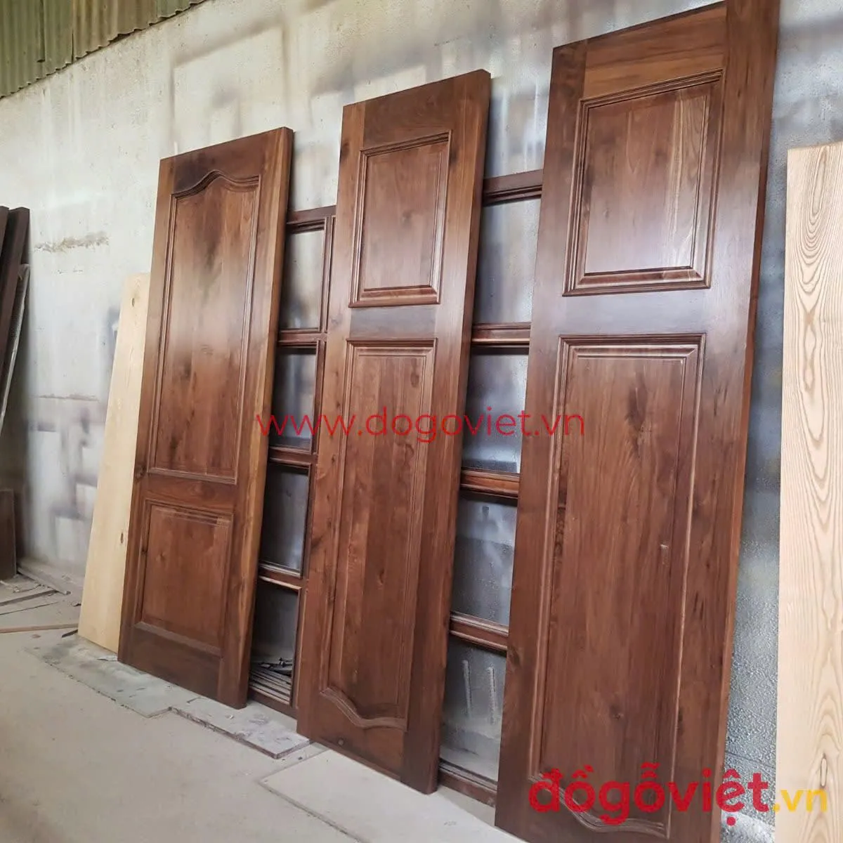 Cửa Gỗ Óc Chó