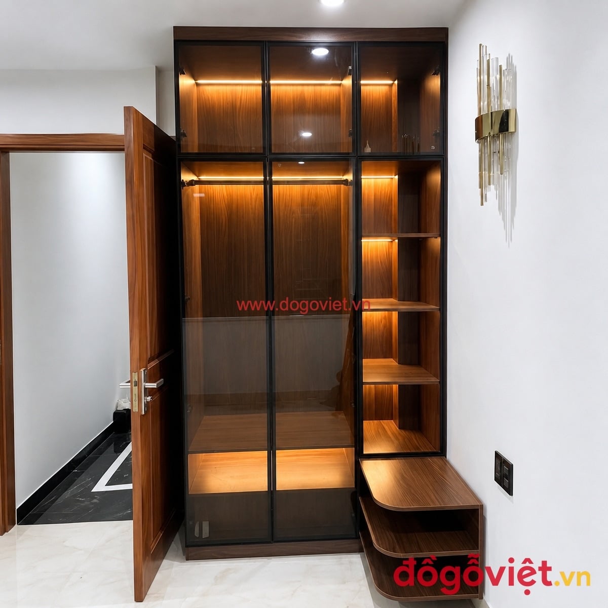 Tủ quần &aacute;o c&aacute;nh k&iacute;nh khung đen với hệ đ&egrave;n LED sang trọng