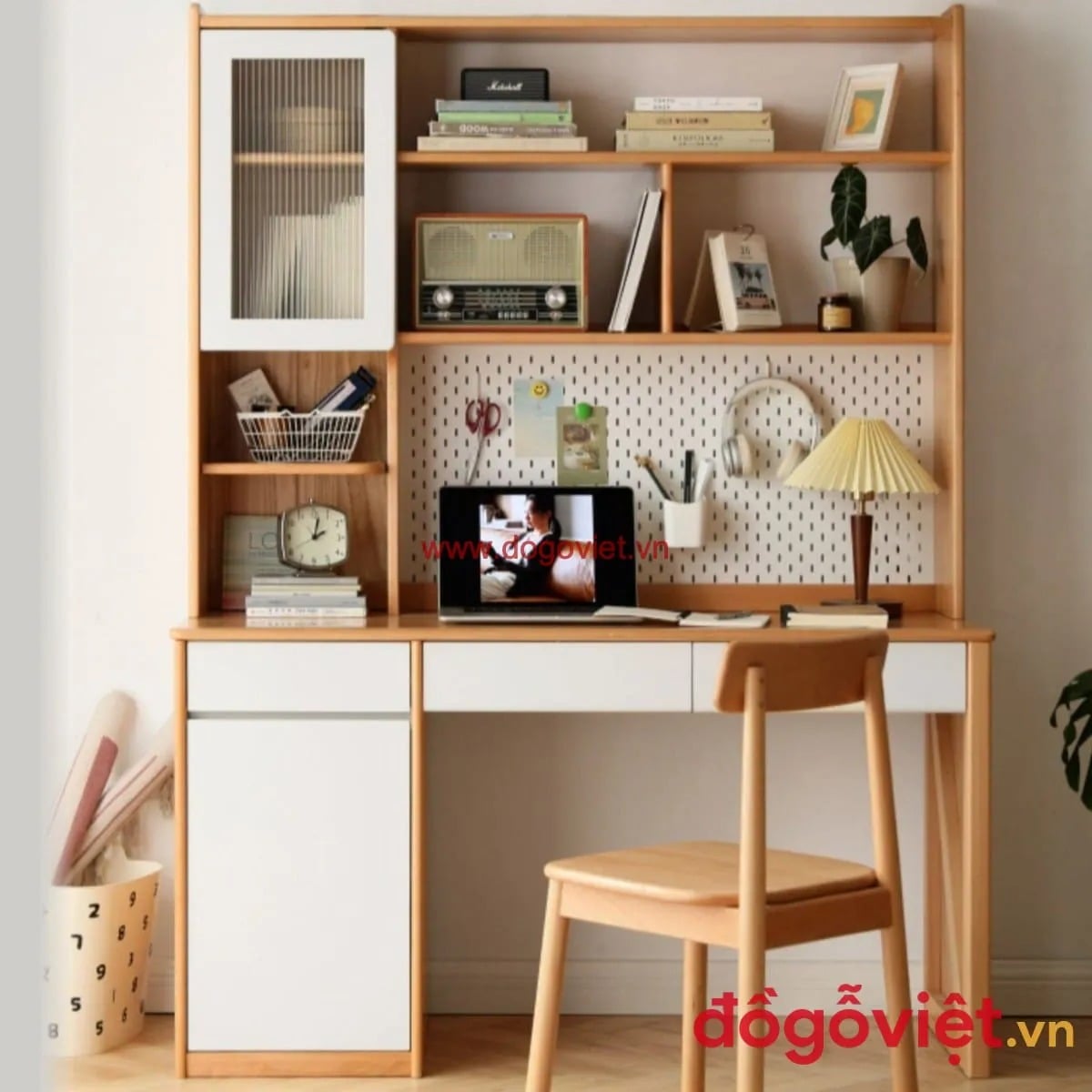TOP 10+ mẫu b&agrave;n học gỗ sồi bền, đẹp, gi&aacute; tận xưởng