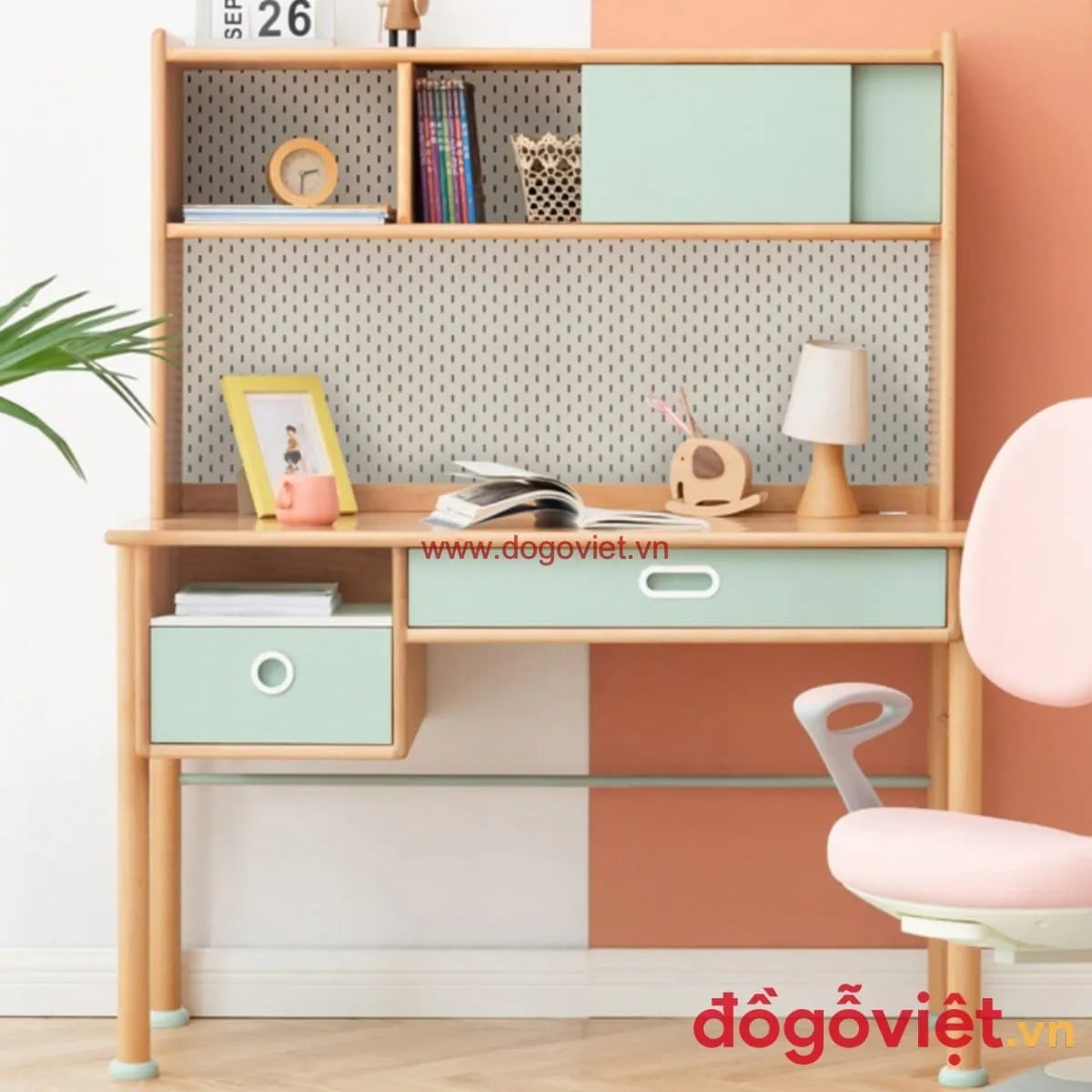 TOP 10+ mẫu b&agrave;n học gỗ sồi bền, đẹp, gi&aacute; tận xưởng