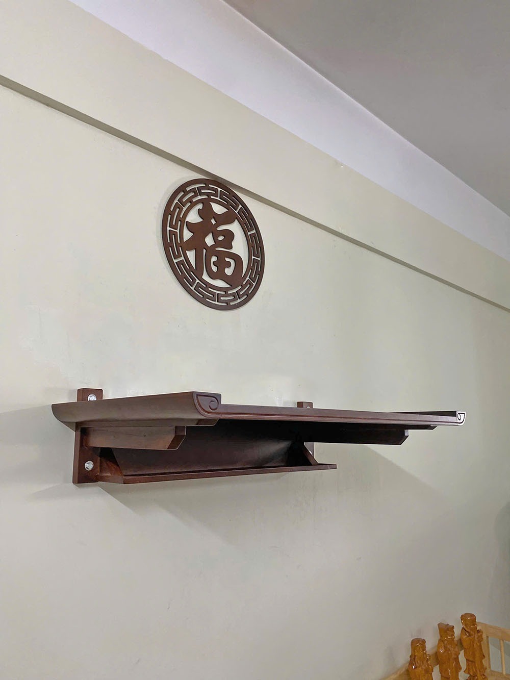 Top 3 Mẫu Bàn Thờ Nhỏ Hiện Đại, Giá Tốt Được Ưa Chuộng Nhất Top 3 Mẫu Bàn Thờ Nhỏ Hiện Đại, Giá Tốt Được Ưa Chuộng Nhất