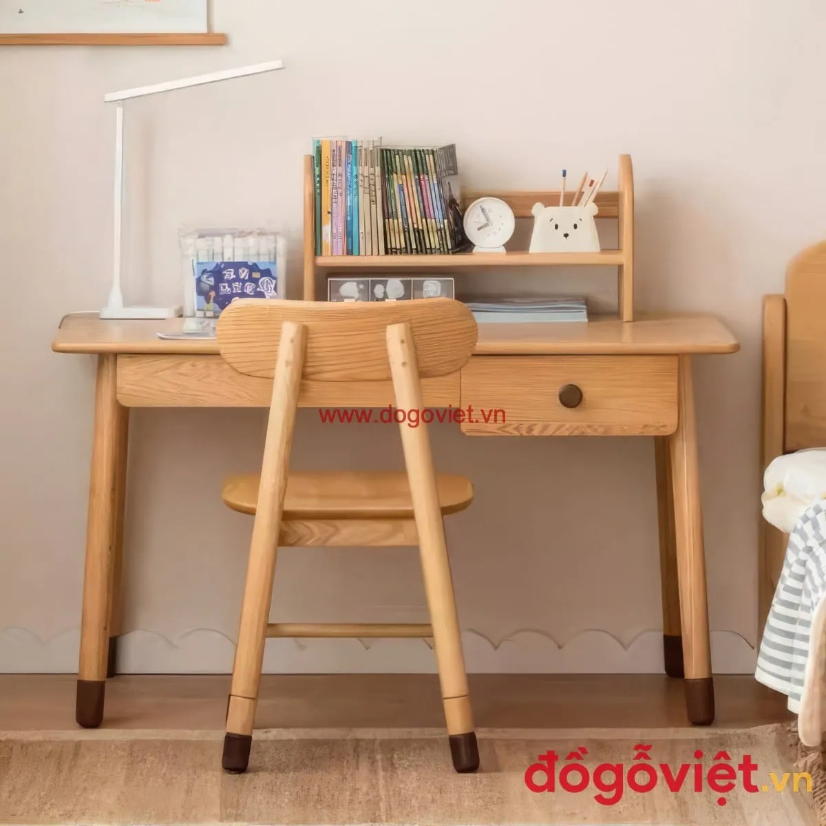 Top 5+ mẫu bàn học sinh tiểu học đáng mua nhất hiện nay 