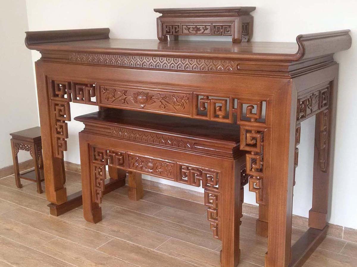 Top 5 mẫu b&agrave;n thờ trơn đẹp được ưa chuộng nhất hiện nay